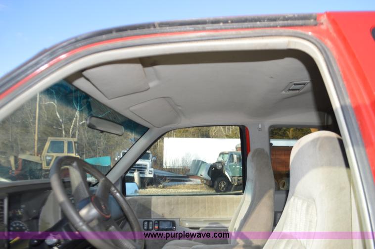 image for item K5345 1994 GMC Sierra 1500 Ext. Cab pickup truck