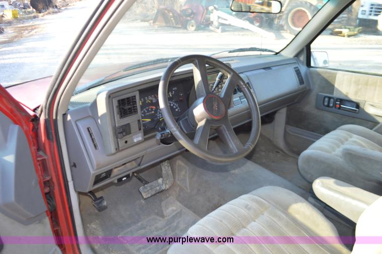 image for item K5345 1994 GMC Sierra 1500 Ext. Cab pickup truck