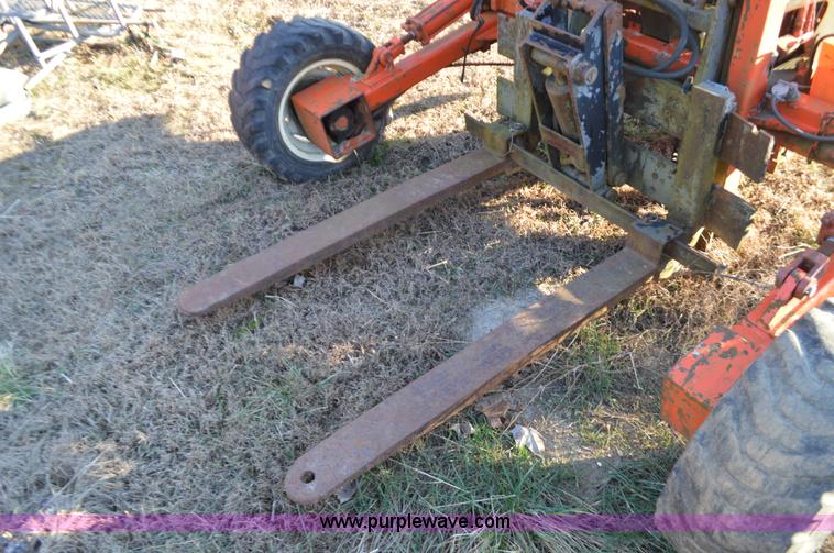 image for item K5359 Spyder forklift