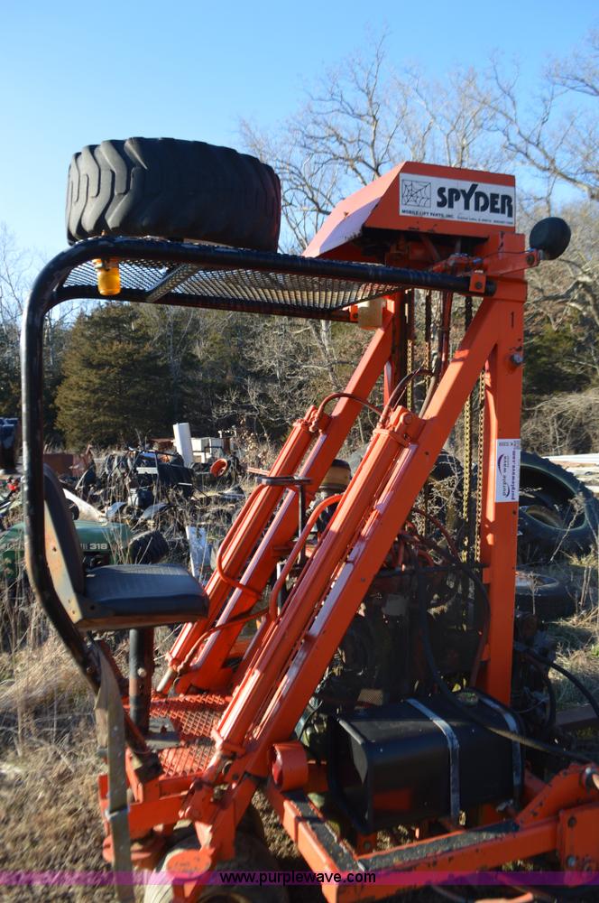 image for item K5359 Spyder forklift