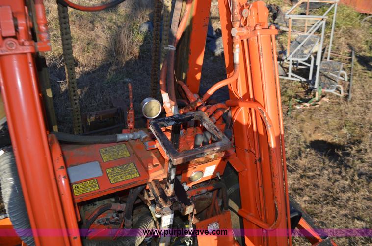 image for item K5359 Spyder forklift