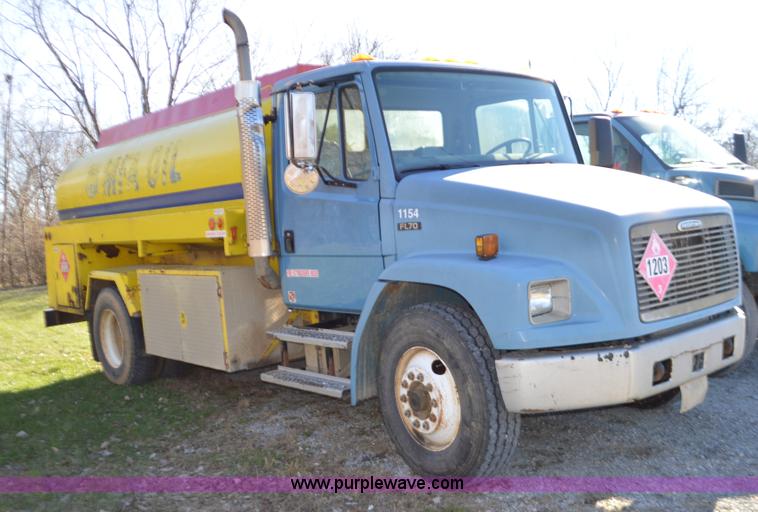 image for item K5370 1998 Freightliner FL70 refined oil truck