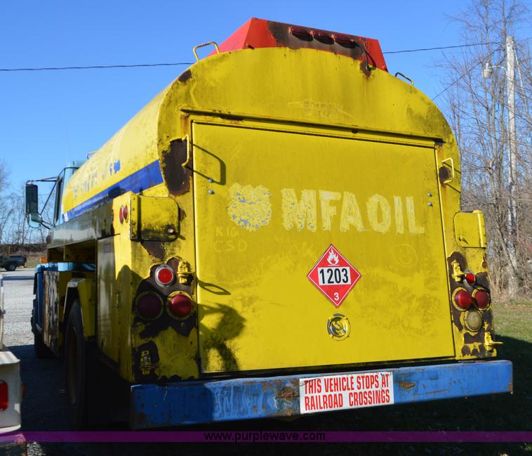 image for item K5370 1998 Freightliner FL70 refined oil truck