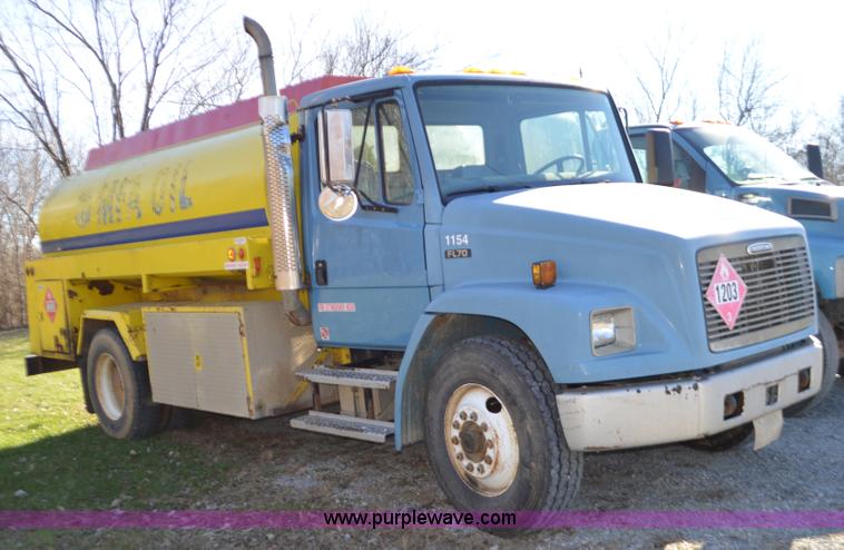 image for item K5370 1998 Freightliner FL70 refined oil truck