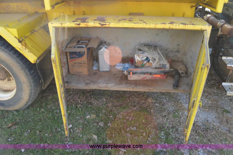 image for item K5370 1998 Freightliner FL70 refined oil truck