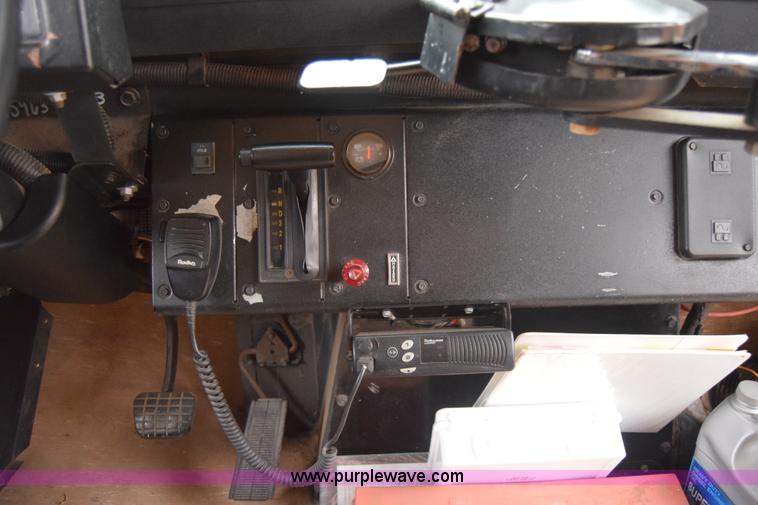 image for item L1198 1997 GMC Blue Bird school bus