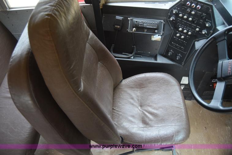 image for item L1198 1997 GMC Blue Bird school bus