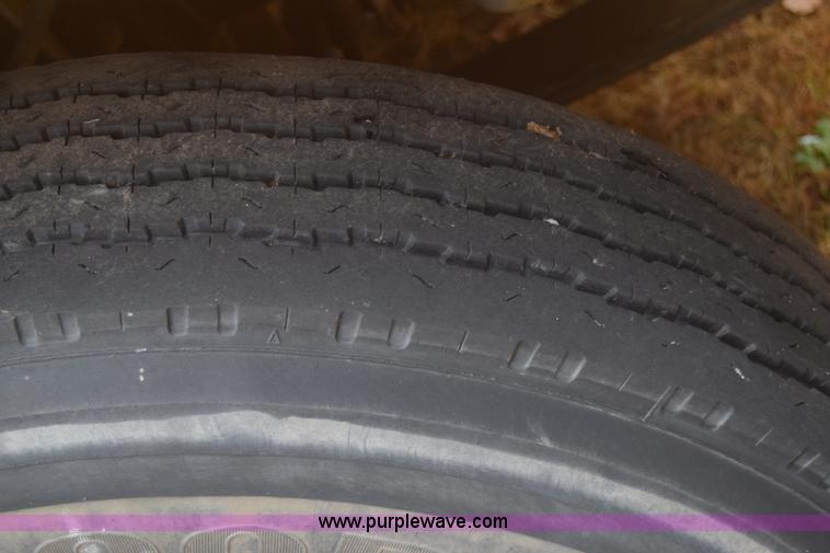 image for item L1198 1997 GMC Blue Bird school bus