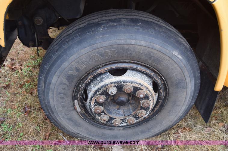 image for item L1198 1997 GMC Blue Bird school bus