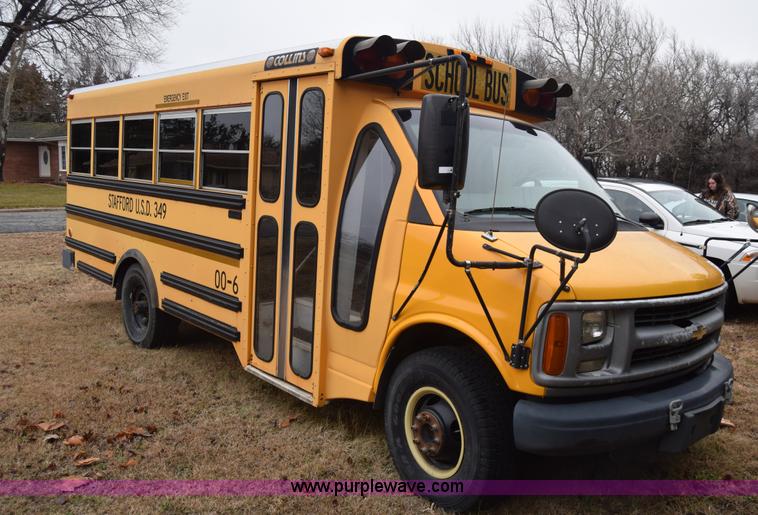 image for item L1199 2000 Chevrolet Express 3500 Cargo school bus