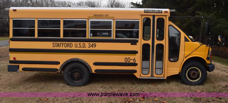 image for item L1199 2000 Chevrolet Express 3500 Cargo school bus