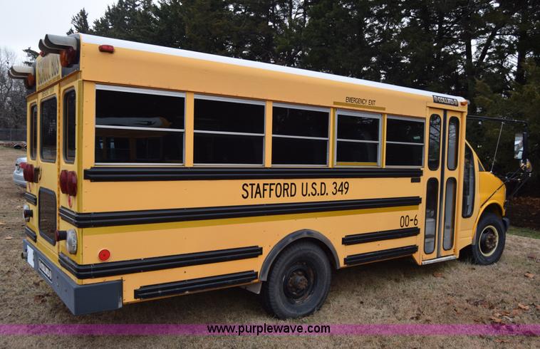 image for item L1199 2000 Chevrolet Express 3500 Cargo school bus