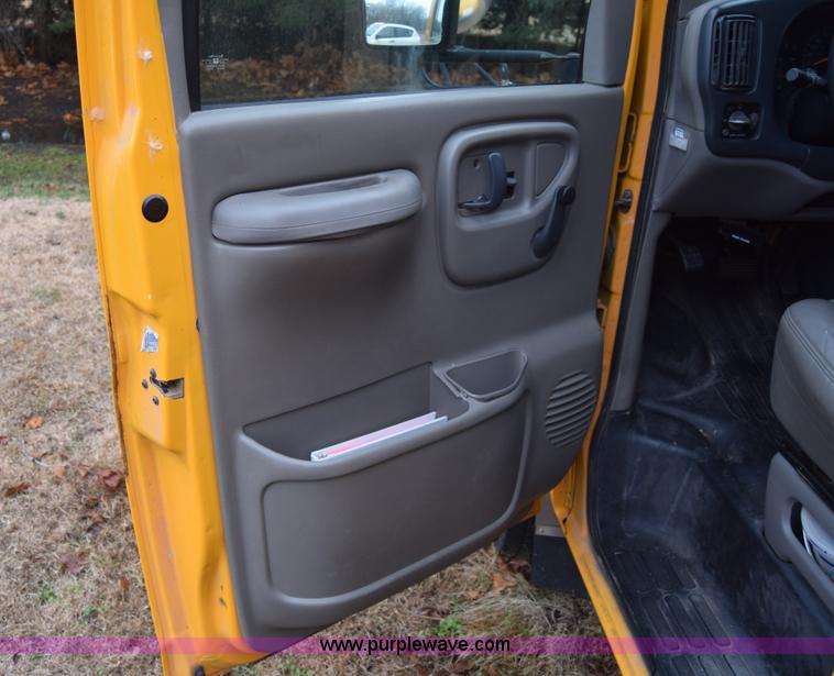 image for item L1199 2000 Chevrolet Express 3500 Cargo school bus