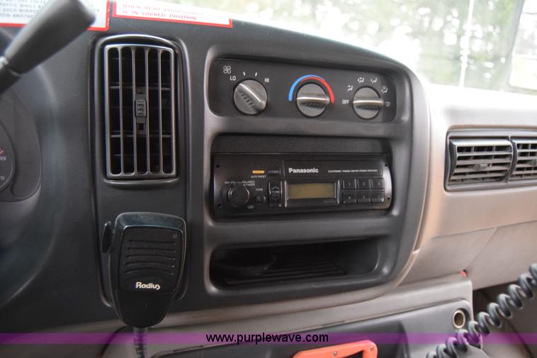 image for item L1199 2000 Chevrolet Express 3500 Cargo school bus