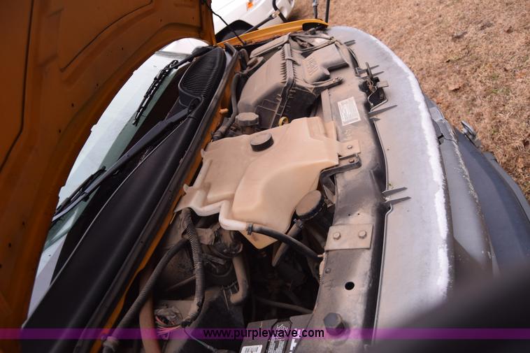 image for item L1199 2000 Chevrolet Express 3500 Cargo school bus