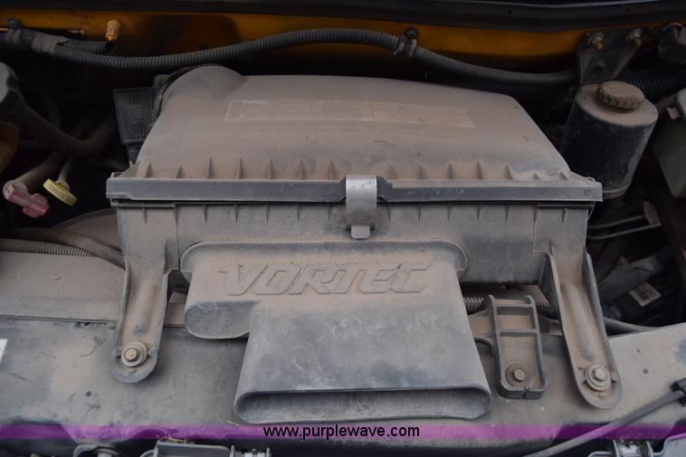 image for item L1199 2000 Chevrolet Express 3500 Cargo school bus