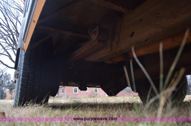 image for item L1199 2000 Chevrolet Express 3500 Cargo school bus