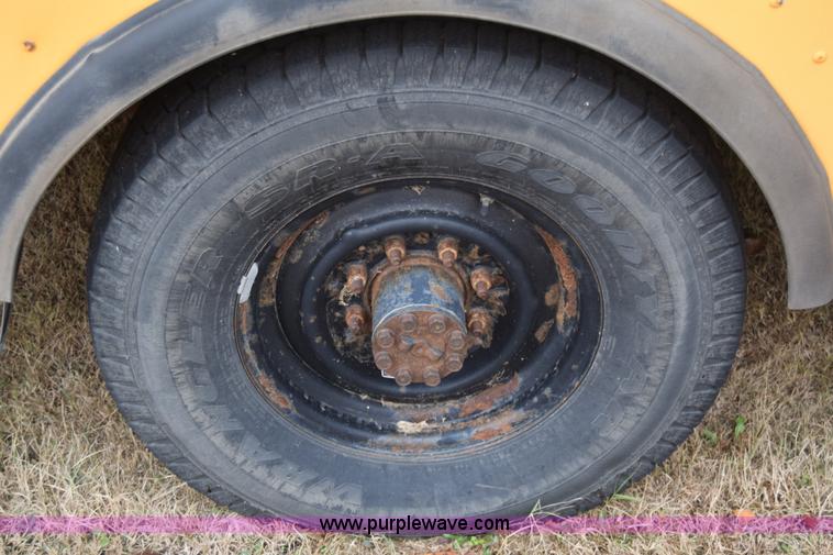 image for item L1199 2000 Chevrolet Express 3500 Cargo school bus