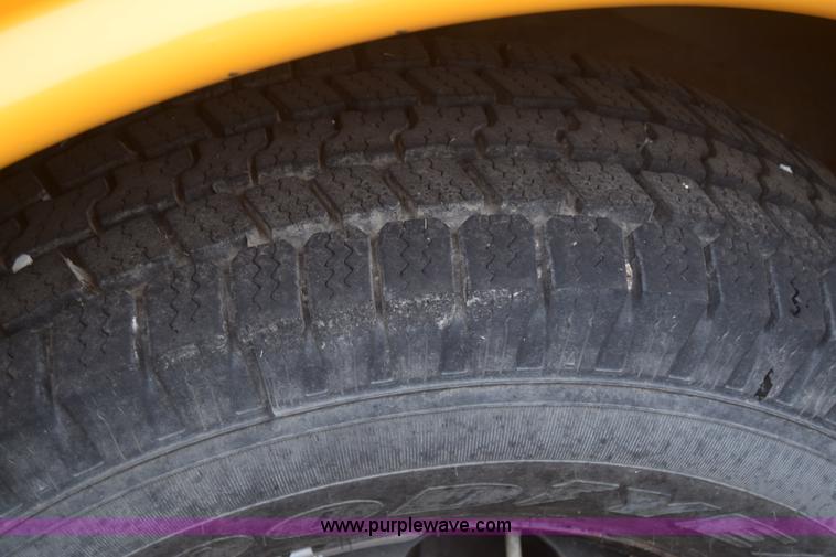 image for item L1199 2000 Chevrolet Express 3500 Cargo school bus