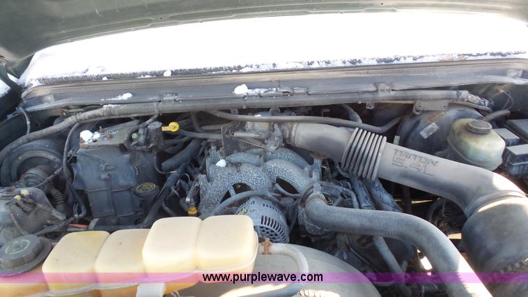 image for item L2366 1999 Ford F250 Super Duty pickup truck