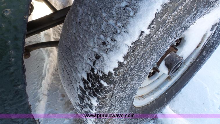 image for item L2366 1999 Ford F250 Super Duty pickup truck