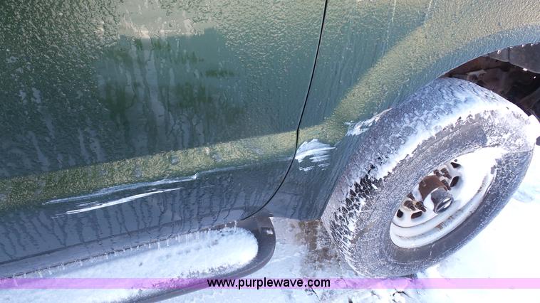 image for item L2366 1999 Ford F250 Super Duty pickup truck