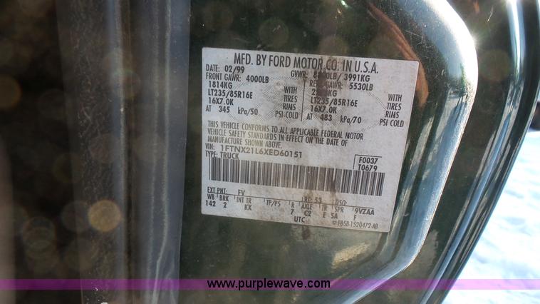 image for item L2366 1999 Ford F250 Super Duty pickup truck