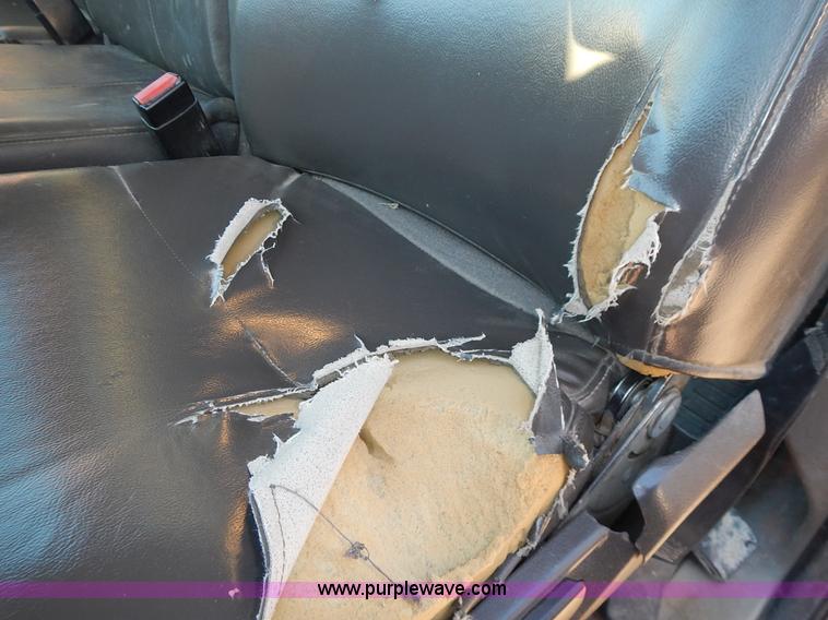 image for item L3605 2009 Ford F250 Super Duty XL Crew Cab pickup truck cab and chassis