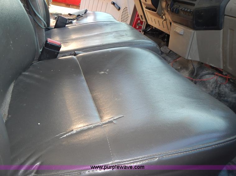 image for item L3605 2009 Ford F250 Super Duty XL Crew Cab pickup truck cab and chassis