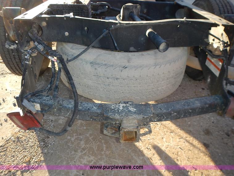 image for item L3605 2009 Ford F250 Super Duty XL Crew Cab pickup truck cab and chassis