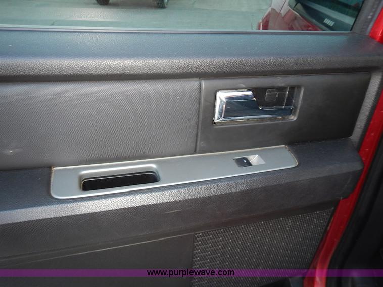 image for item L3634 2008 Ford Expedition XLT SUV