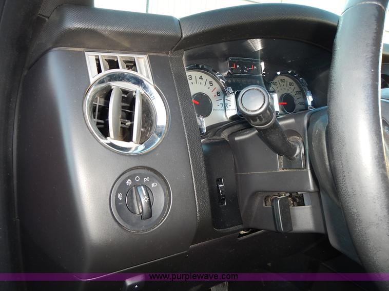 image for item L3634 2008 Ford Expedition XLT SUV