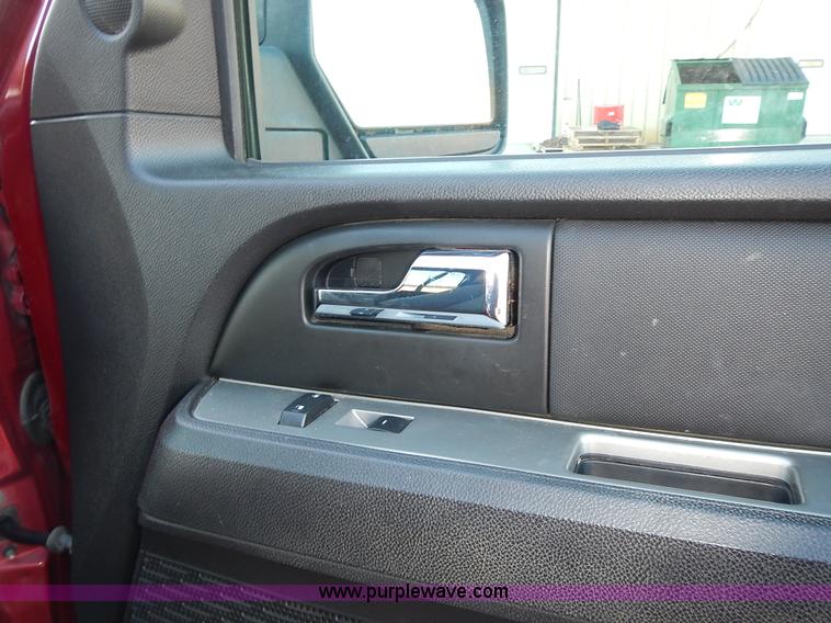 image for item L3634 2008 Ford Expedition XLT SUV