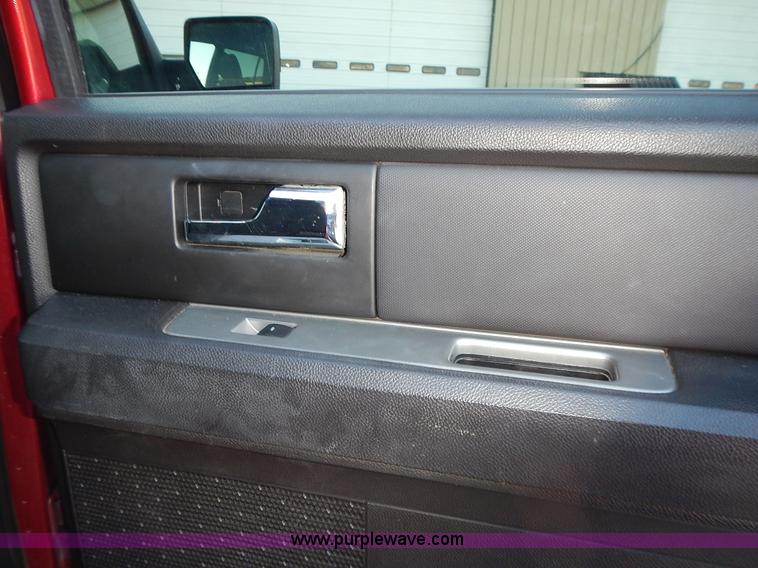 image for item L3634 2008 Ford Expedition XLT SUV