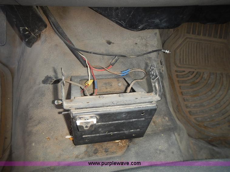 image for item L3638 2007 GMC Sierra 1500 Ext. Cab pickup truck