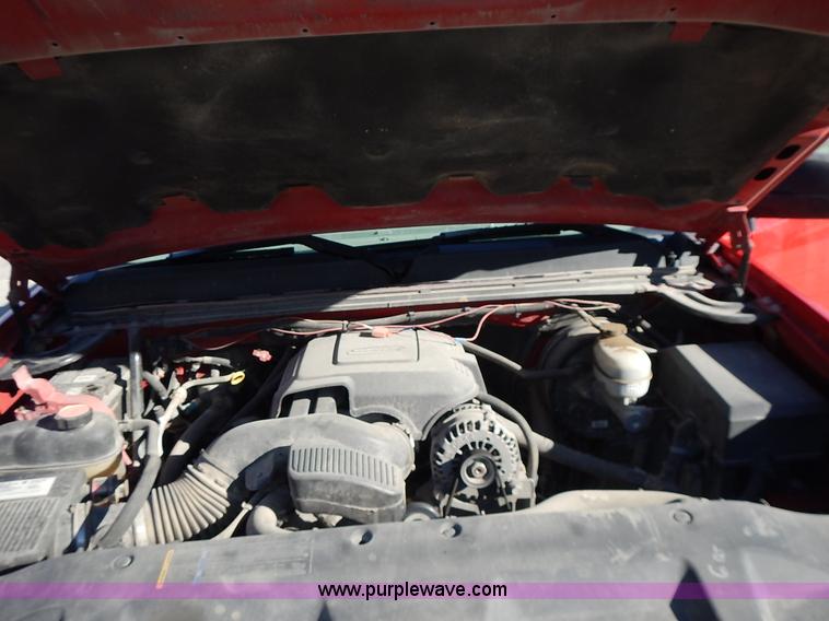 image for item L3638 2007 GMC Sierra 1500 Ext. Cab pickup truck