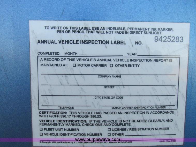 image for item L4225 2006 Freightliner Columbia fuel truck