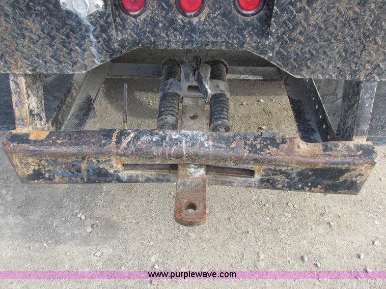 image for item L4229 1997 Ford F350 flatbed pickup truck