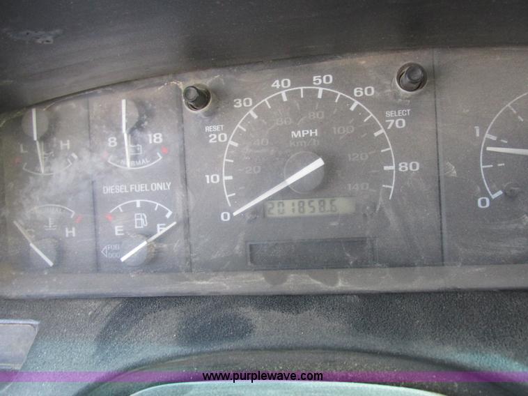 image for item L4229 1997 Ford F350 flatbed pickup truck