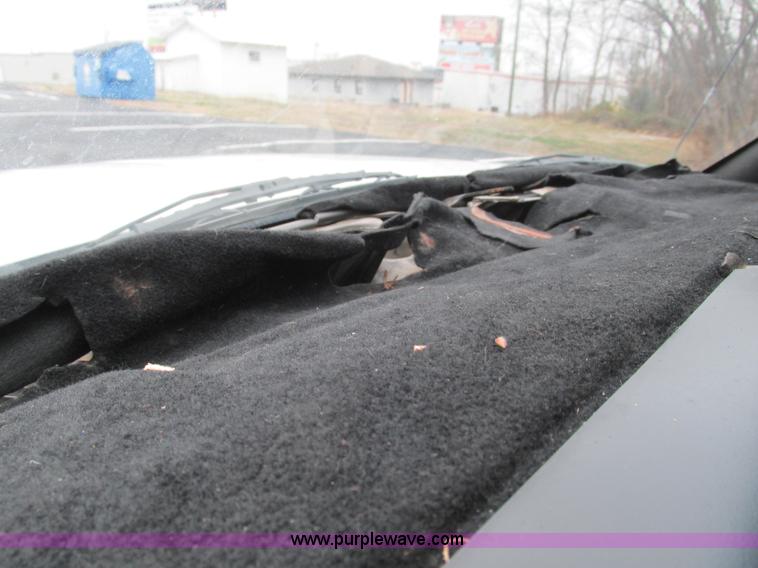 image for item L5378 2000 Dodge Ram 1500 Quad Cab pickup truck