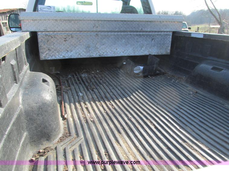 image for item L5381 2000 Ford F250 Super Duty pickup truck