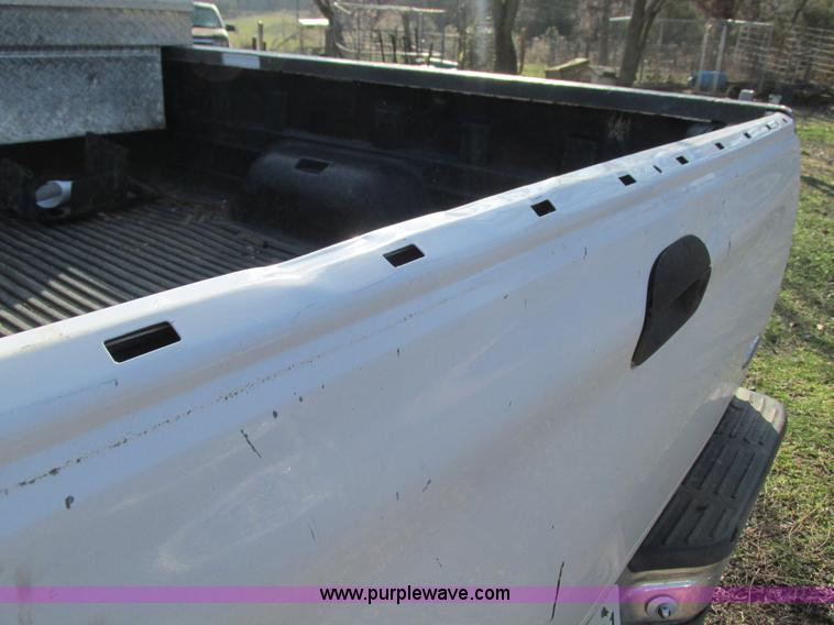 image for item L5381 2000 Ford F250 Super Duty pickup truck