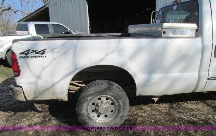 image for item L5381 2000 Ford F250 Super Duty pickup truck