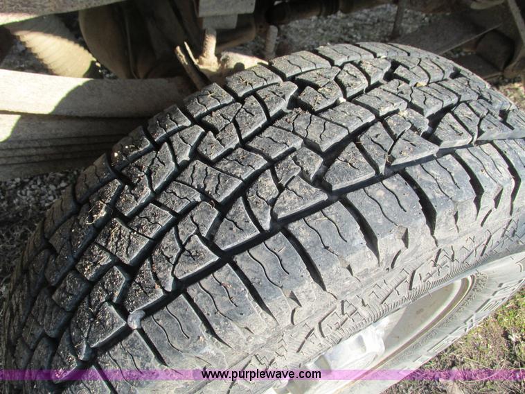 image for item L5381 2000 Ford F250 Super Duty pickup truck