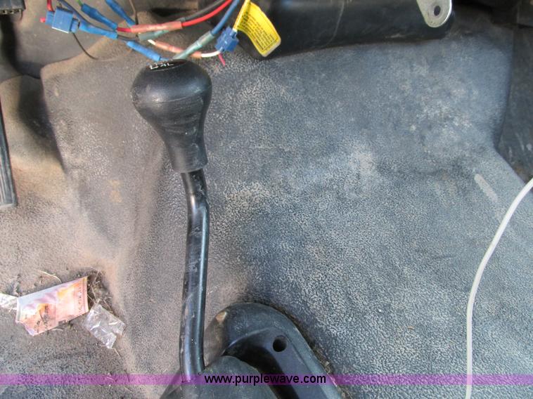 image for item L5381 2000 Ford F250 Super Duty pickup truck