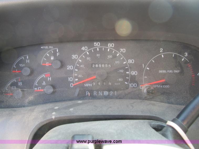 image for item L5381 2000 Ford F250 Super Duty pickup truck