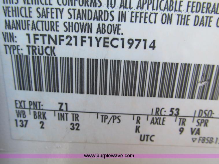 image for item L5381 2000 Ford F250 Super Duty pickup truck