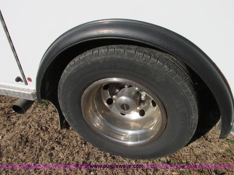 image for item N9325 2003 Ford Econoline E450 ambulance