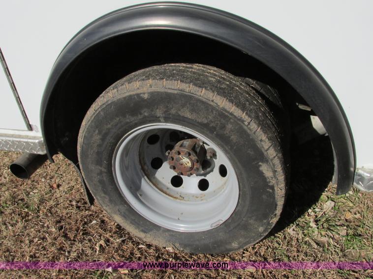 image for item N9326 2003 Ford Econoline E450 ambulance