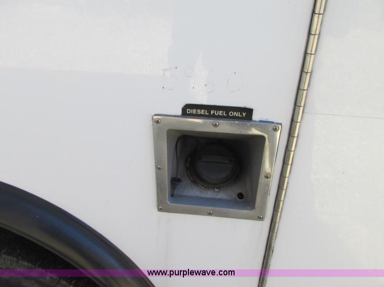 image for item N9326 2003 Ford Econoline E450 ambulance